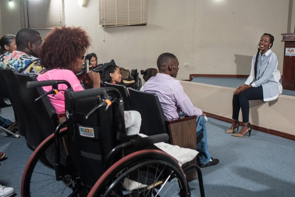 Rhodie Lamour, compromiso social e inclusión